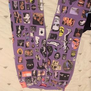Supreme sweat pants size L
